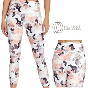 Balance Collection White Black Pink Water Mark Leggings. Size Small